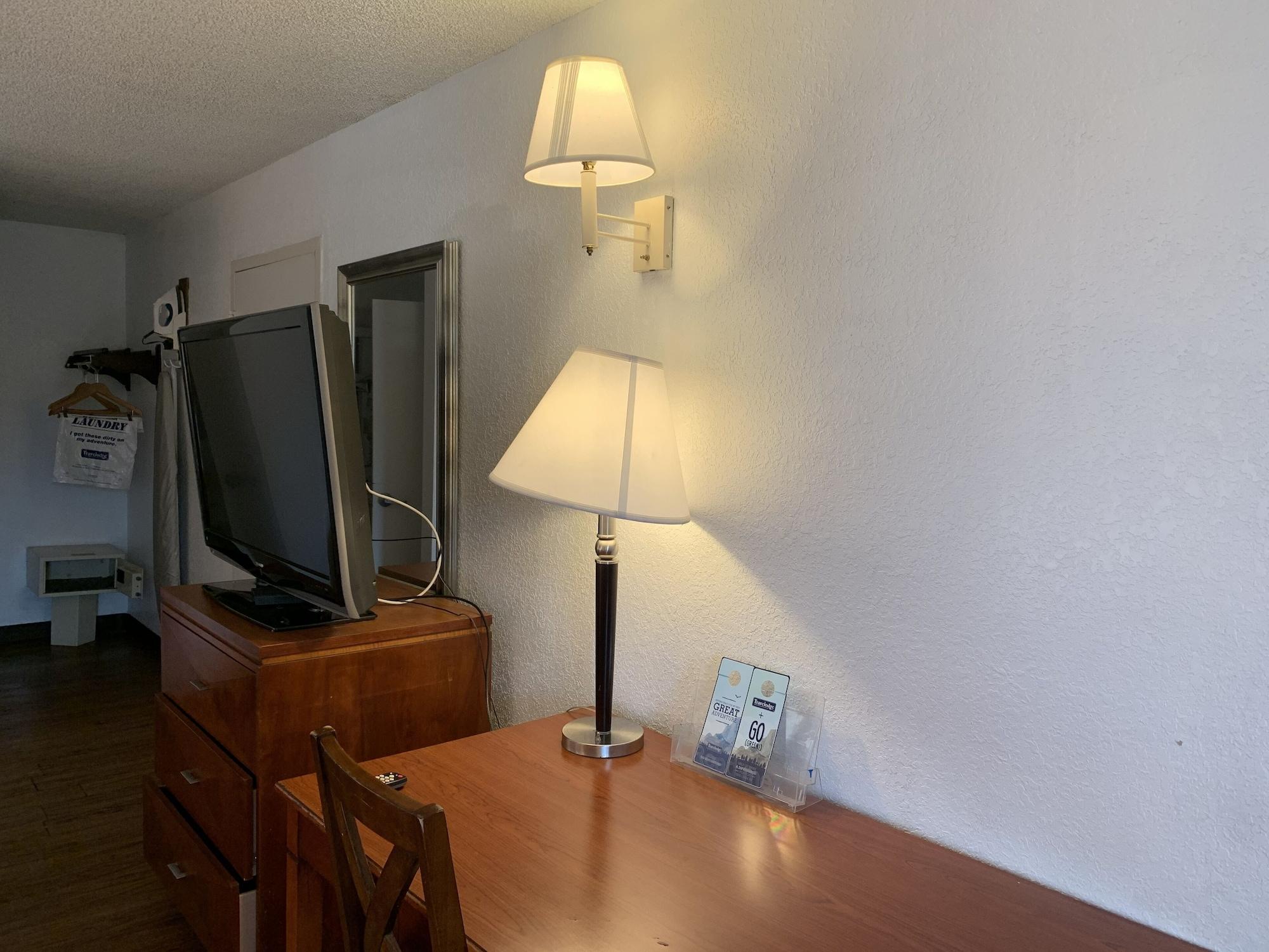 Travelodge Suites By Wyndham Macclenny I-10 Экстерьер фото