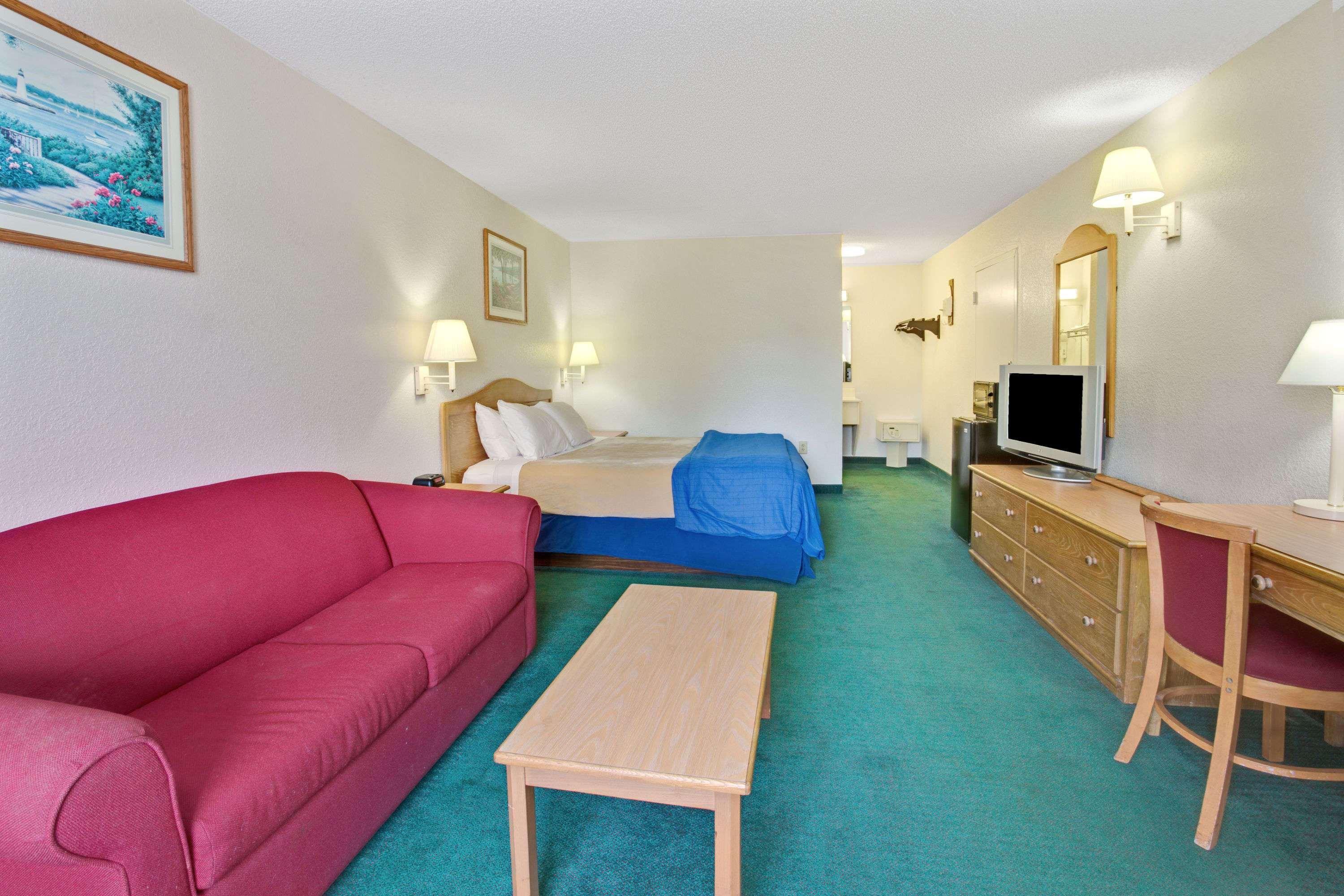 Travelodge Suites By Wyndham Macclenny I-10 Экстерьер фото