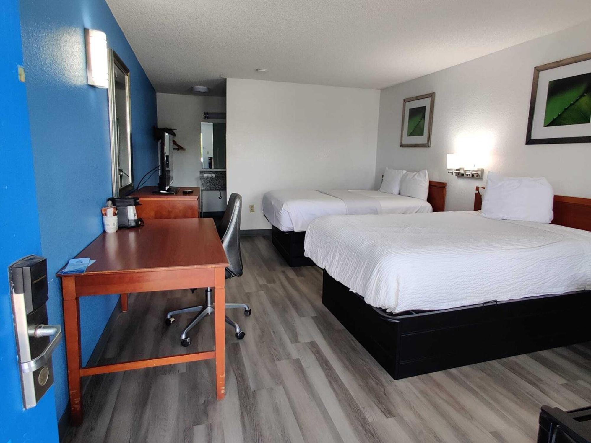 Travelodge Suites By Wyndham Macclenny I-10 Экстерьер фото