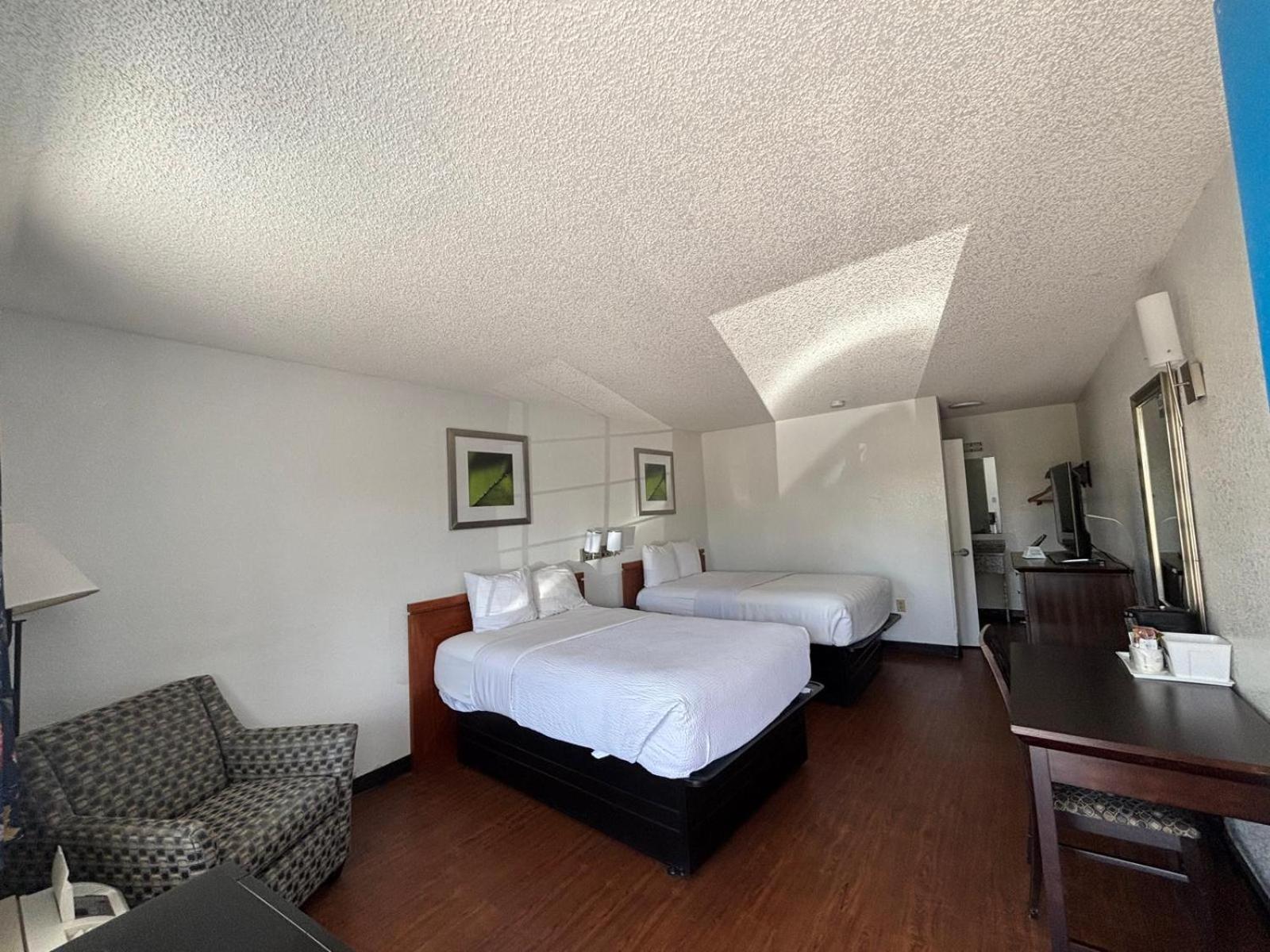Travelodge Suites By Wyndham Macclenny I-10 Экстерьер фото