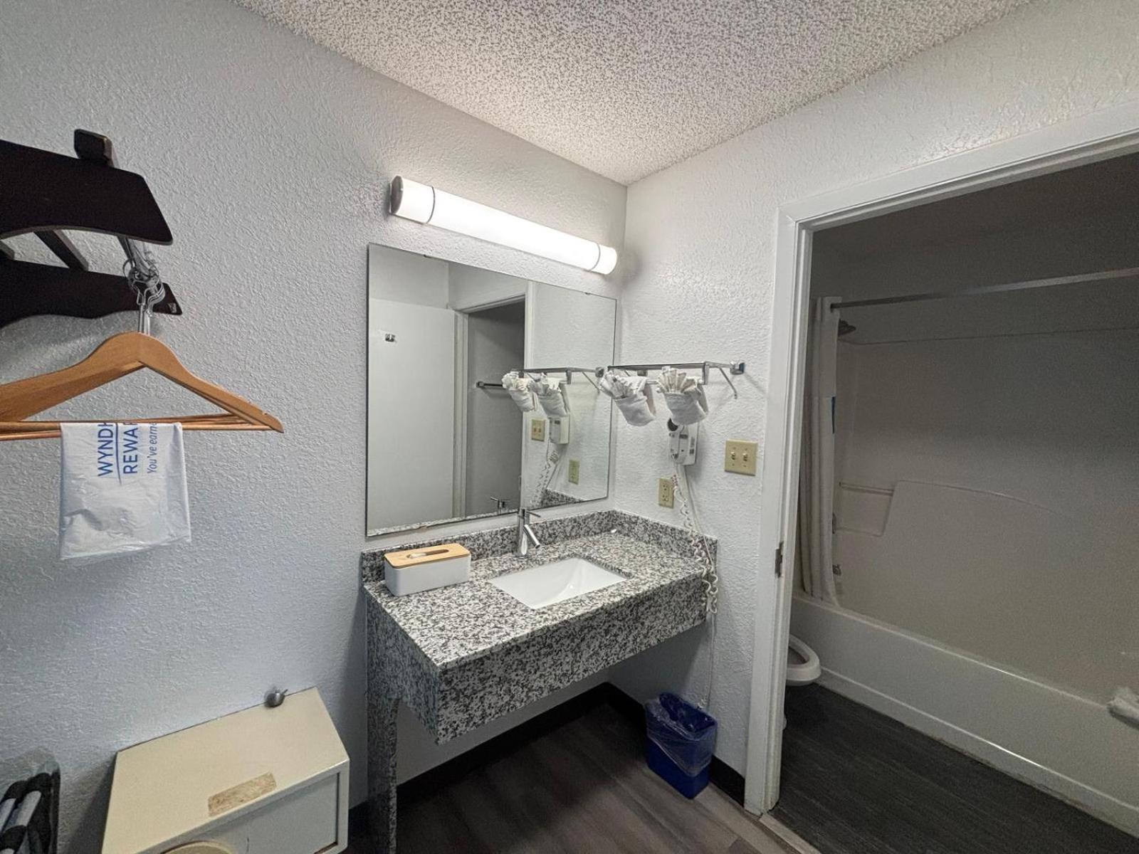 Travelodge Suites By Wyndham Macclenny I-10 Экстерьер фото